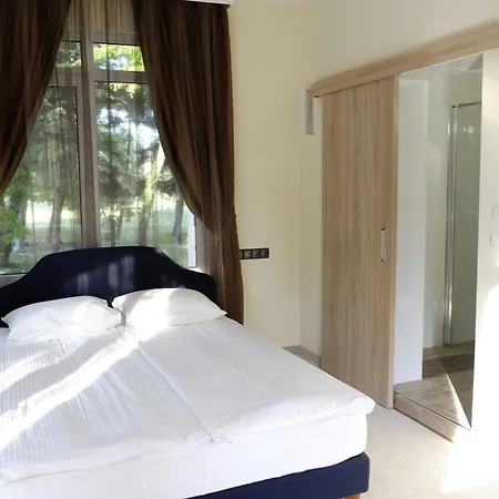 Duchess Hotel